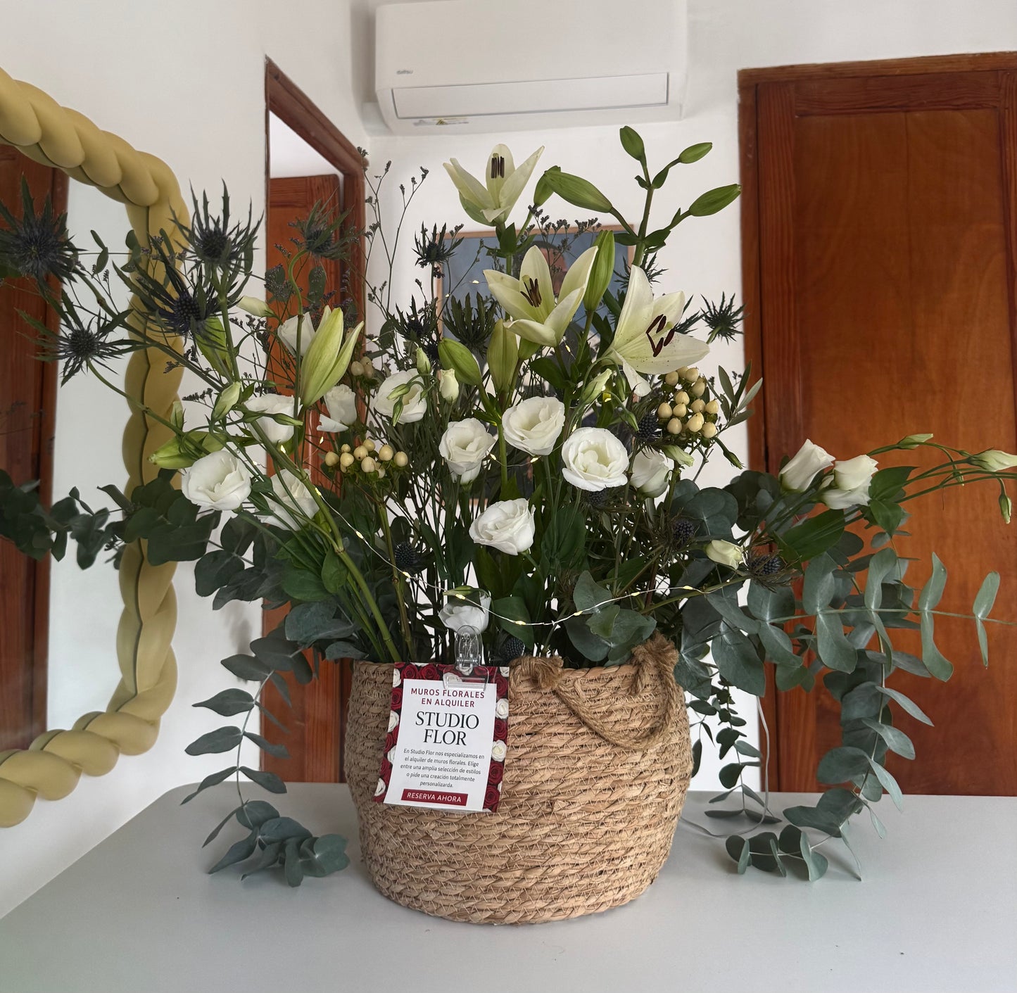 Cesta de Flores - Blanco